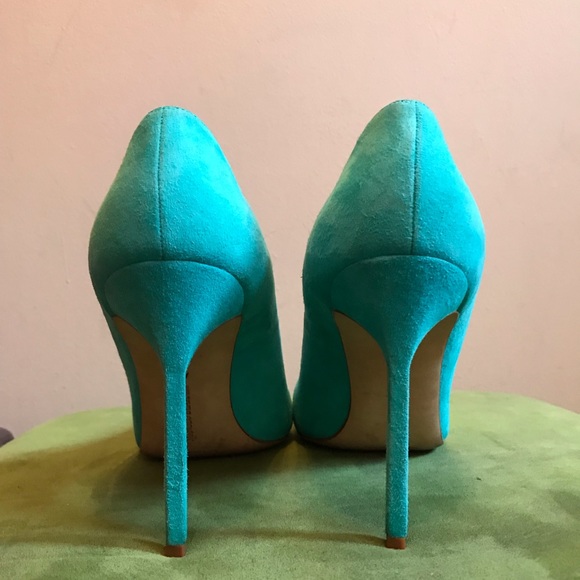 MANOLO BLAHNIK “BB” Suede Pumps -Size 41/9.5 - Picture 4 of 5